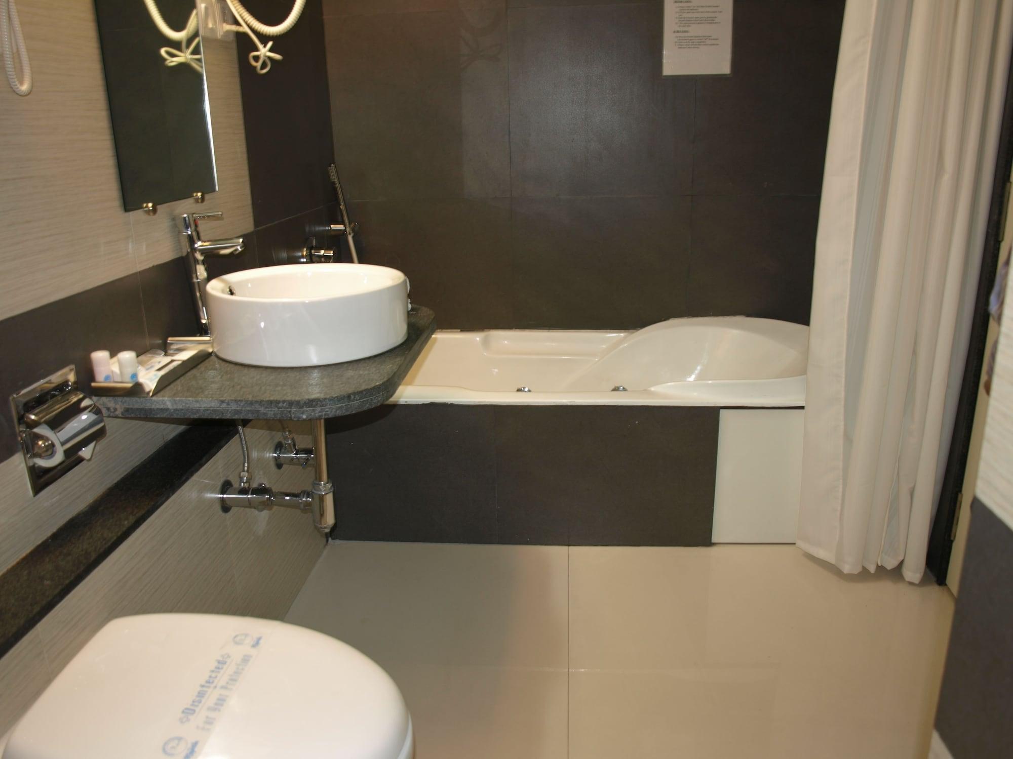 Kapila Business Hotel Pune Eksteriør bilde