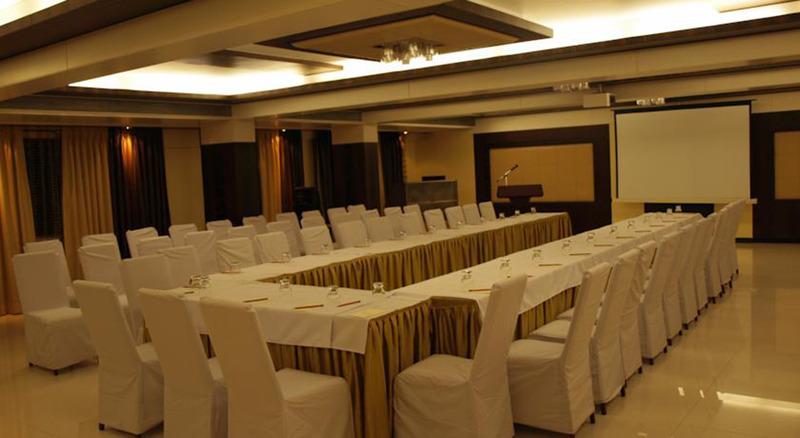 Kapila Business Hotel Pune Eksteriør bilde