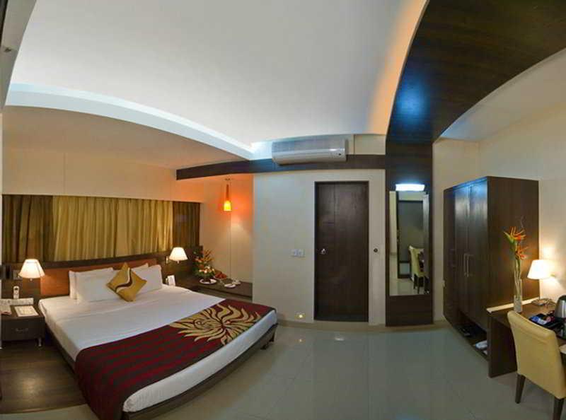 Kapila Business Hotel Pune Eksteriør bilde